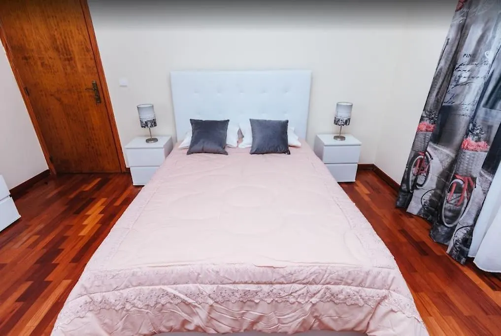 2 Bedroom Apartment In Calheta アルコ・ダ・カリェタ